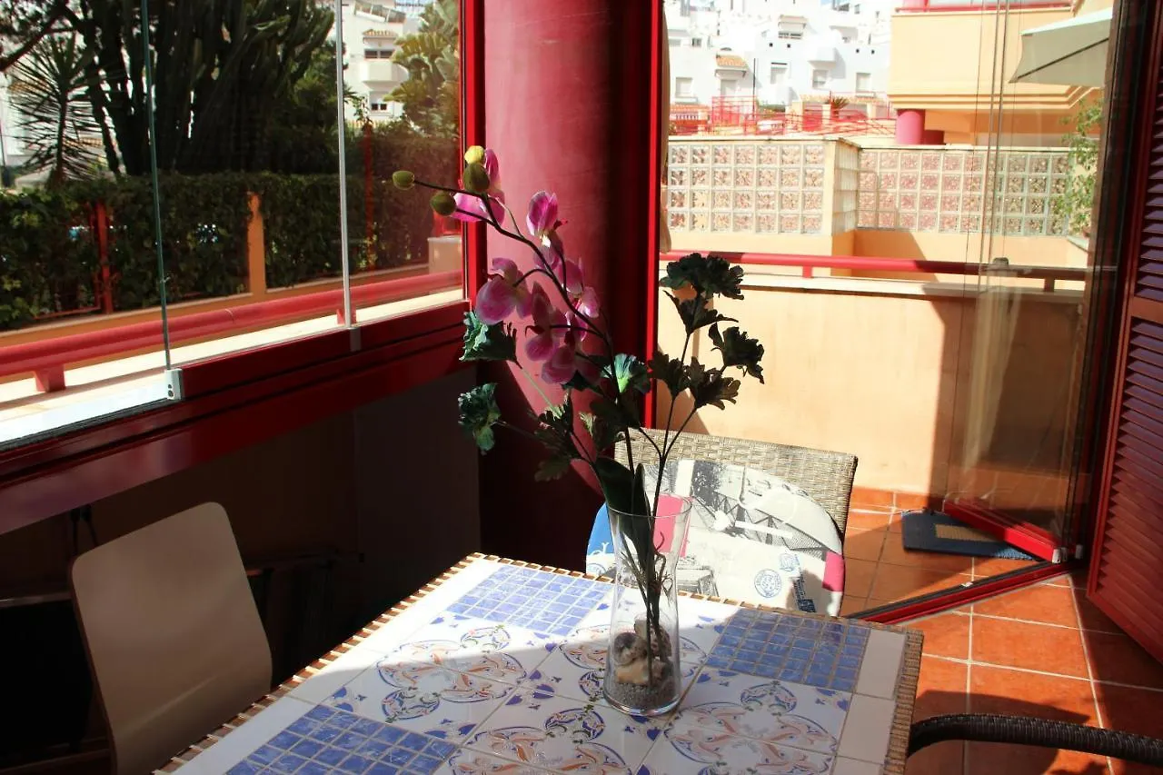 Suite Maimonides Fuengirola 0*,  España